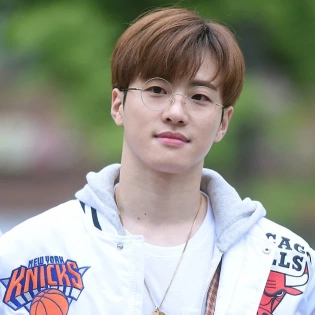 Feeldog portrait