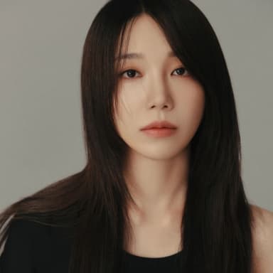 Eunji portrait