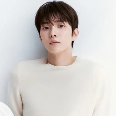 큐 프로필
