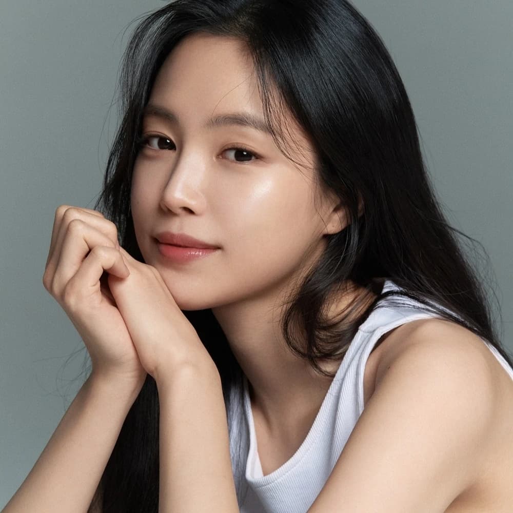 Naeun portrait