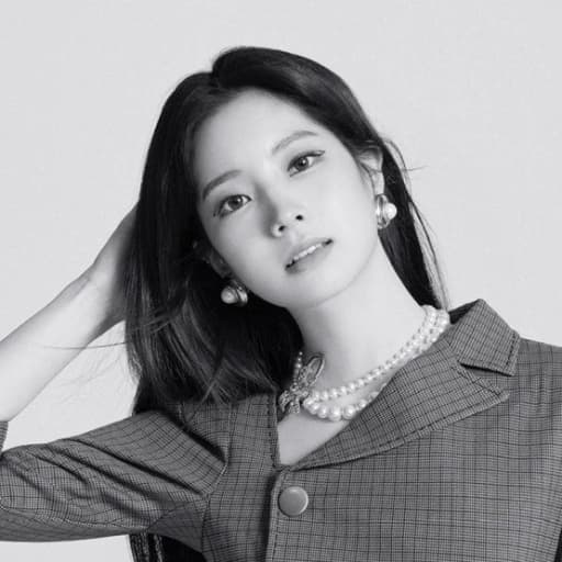 Dahyun portrait